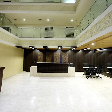 Solitaire Otel Rāipur Dış mekan fotoğraf