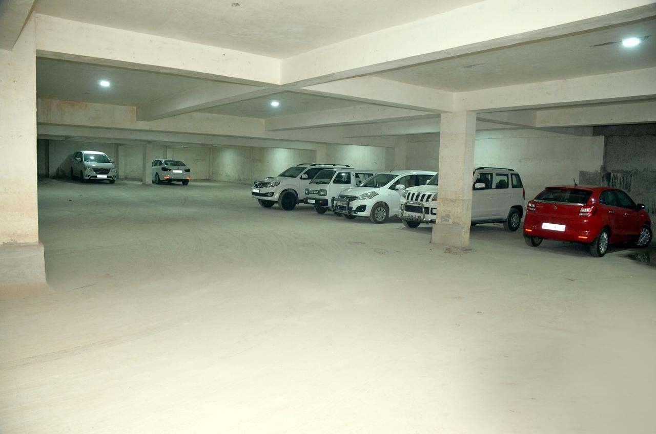 Solitaire Otel Rāipur Dış mekan fotoğraf